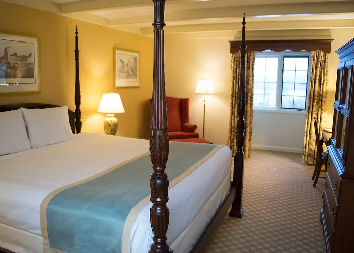 Crowne Plaza - The Desmond